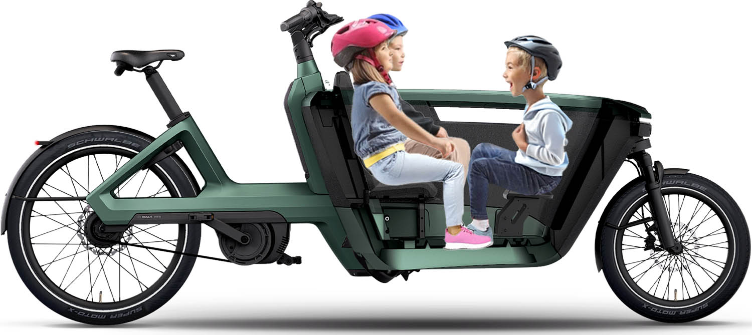 Lovens Explorer 2 im Querschnitt mit drei Kindern in der Box