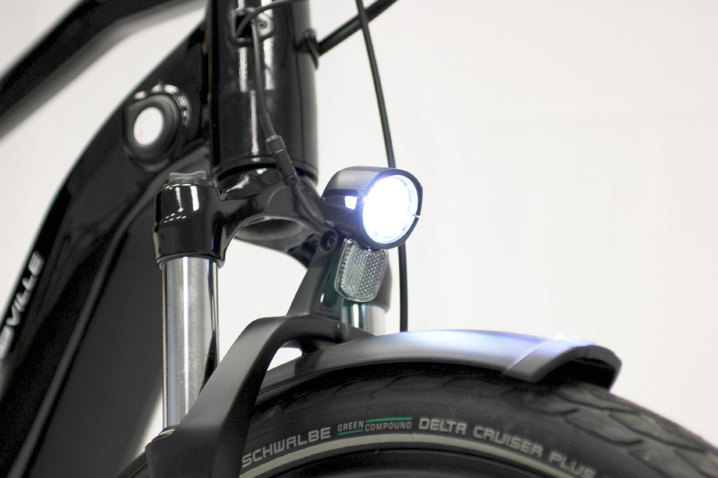 Velo de Ville AEB 200 - 400 Wh - 2024 - 28 Zoll - Herren