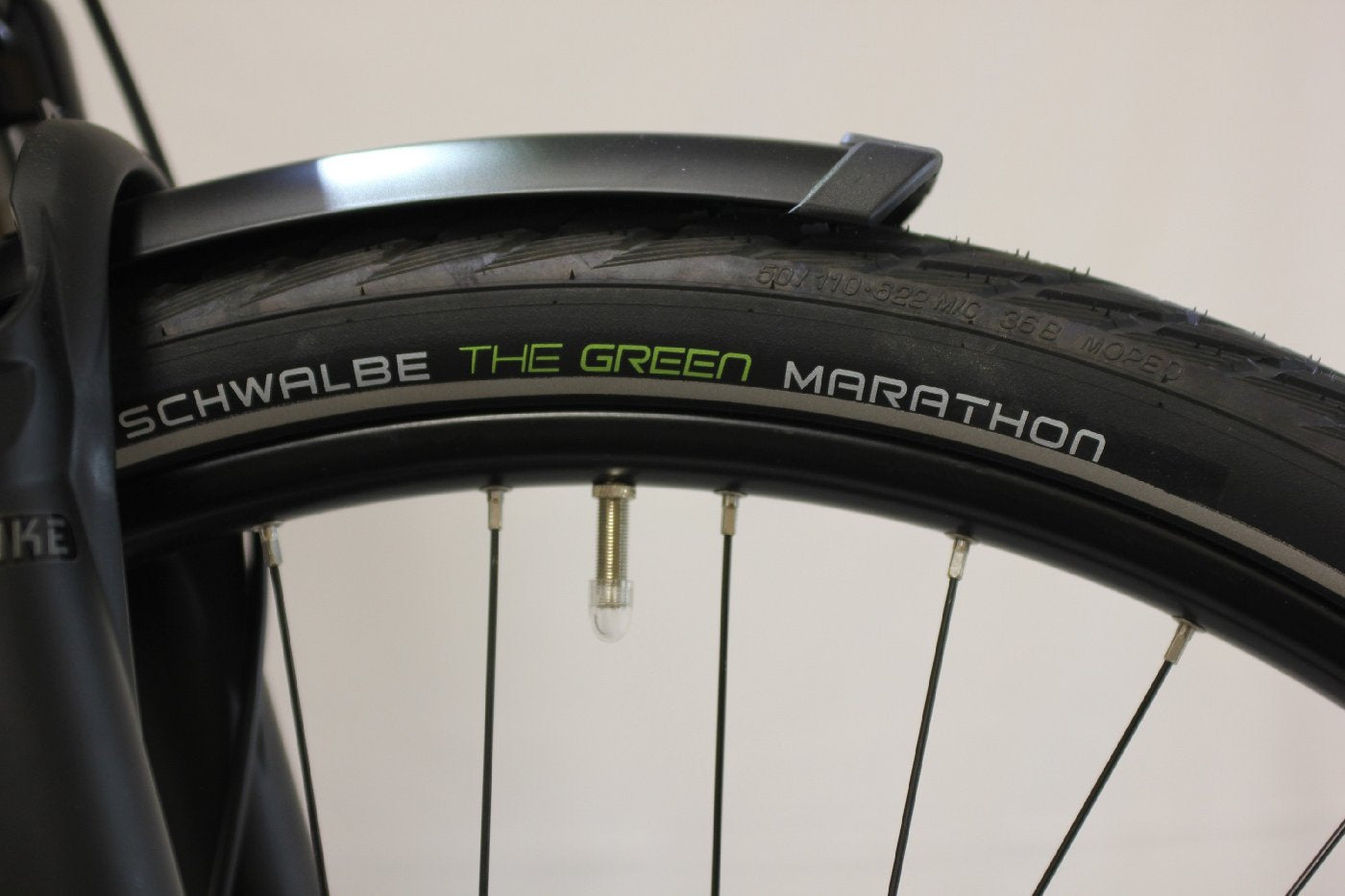Velo de Ville AEB 490 - 500 Wh / 13.4 Ah - 2024 - 28 Zoll - Tiefeinsteiger